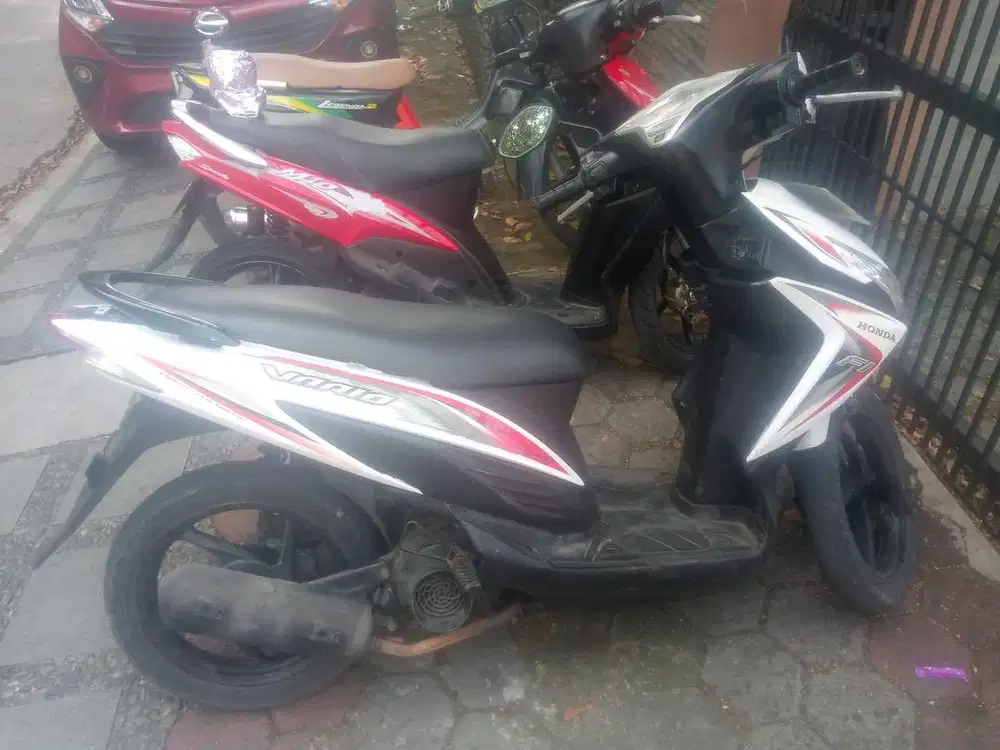 Jual motor vario 2014 BU BPKB + sntk