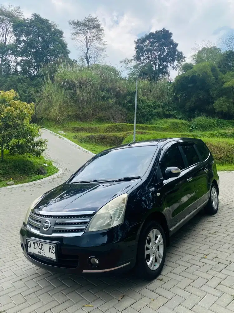 Nissan Livina 2009 Bensin
