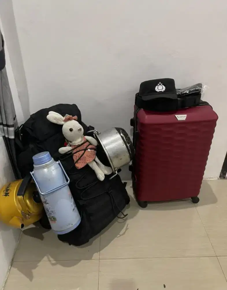 Di cari pengasuh anak