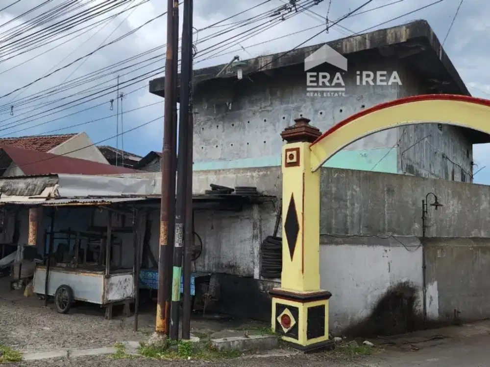 RUANG USAHA 2 LANTAI DIJUAL DI SOLO TIMUR DEKAT PASAR MASARAN