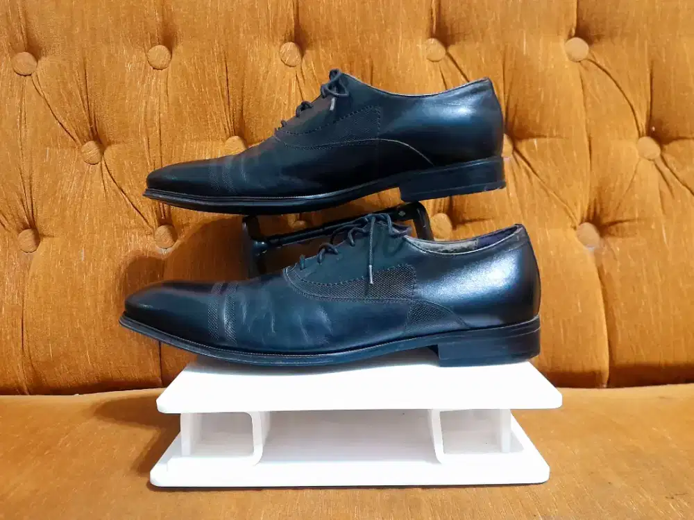 Sapatu Pantopel Pedro