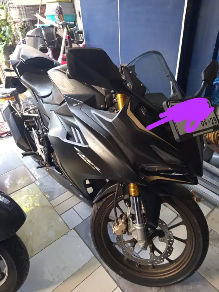 Honda cbr 150 R 2024
