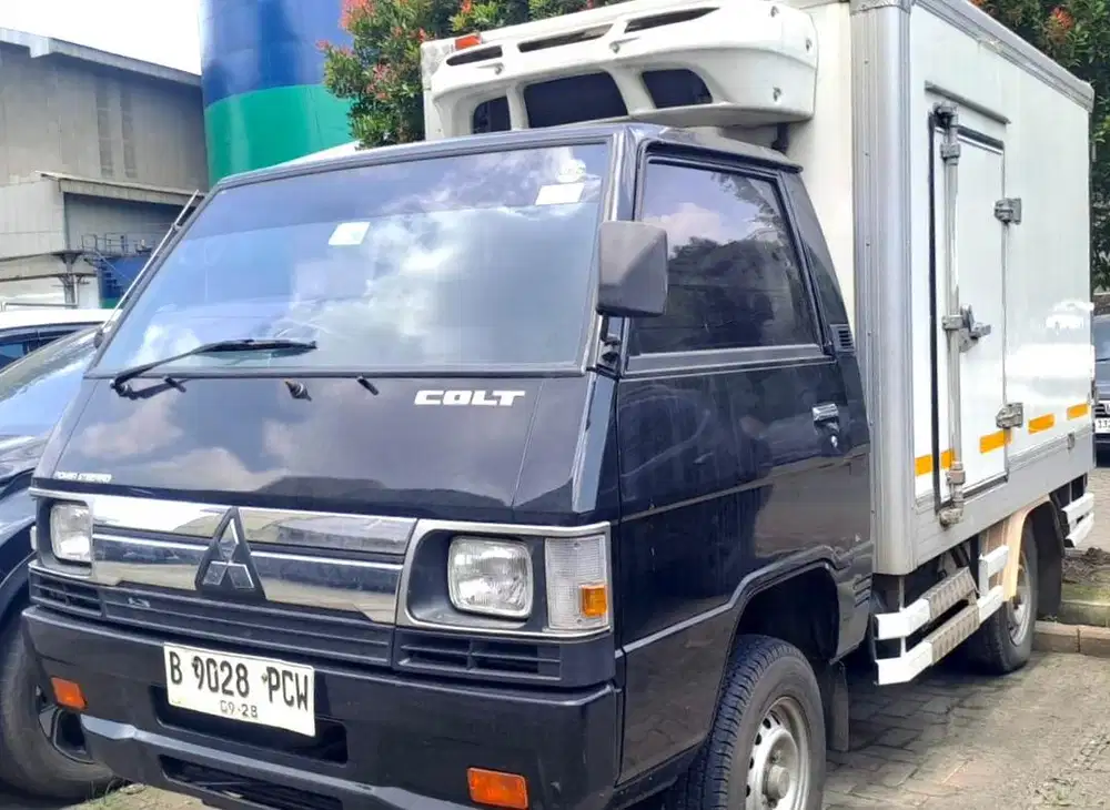 32rbKM+banBARU MURAH Mitsubishi L300 box freezer denso 2022 frozen bok