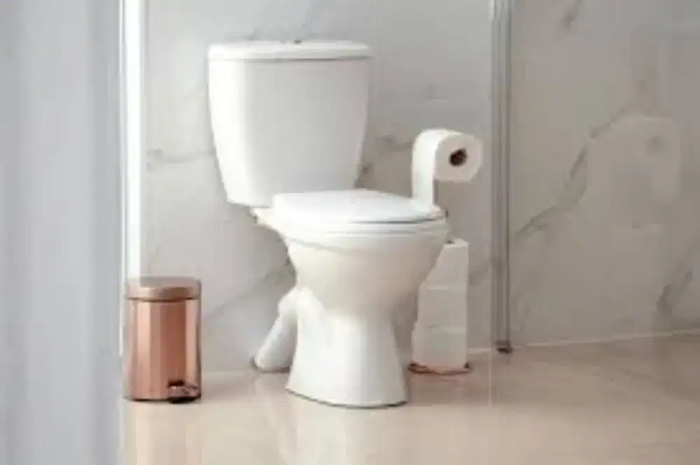 BUTUH JASA PASANG KLOSET DUDUK DAN TOREN AIR