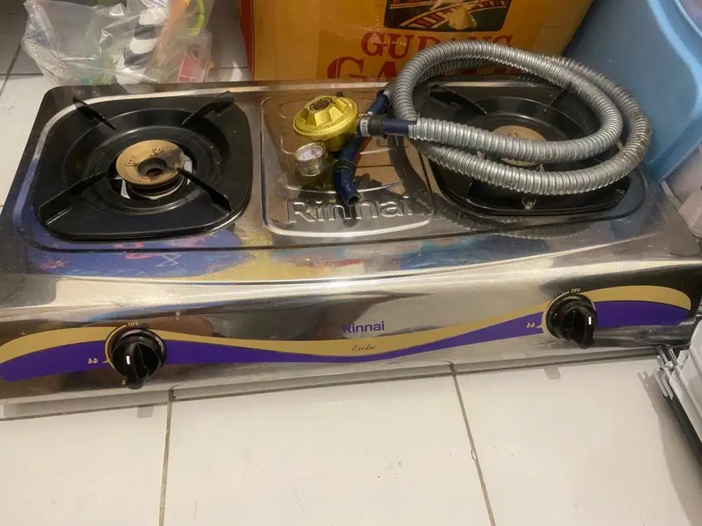 Kompor Rinai beserta selang & regulator