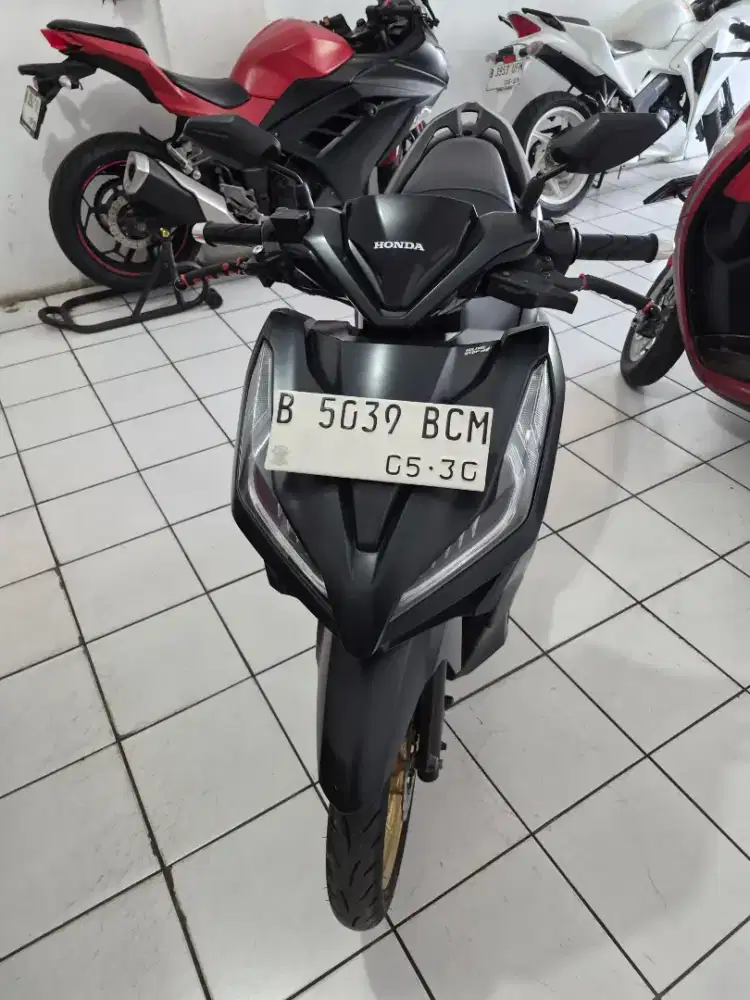 VARIO 150 KEYLES 2021 Oke  cas/ kredit DP 500