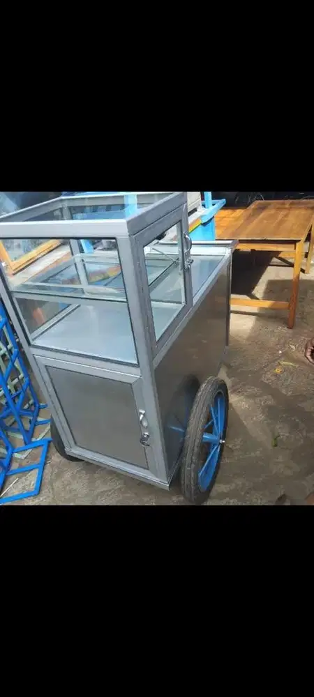 Etalase Grobak Cilok