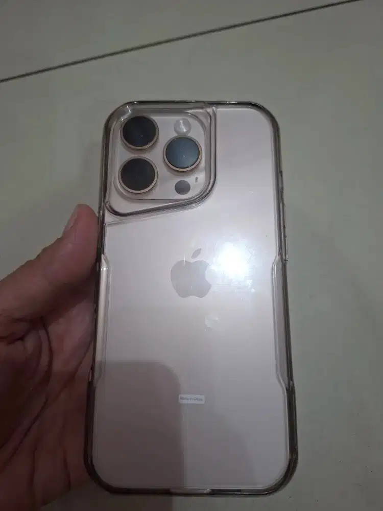 Iphone 16 pro 256 Dessert