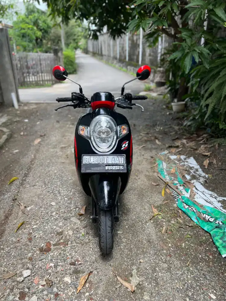 Dijual Motor Scoopy 2019