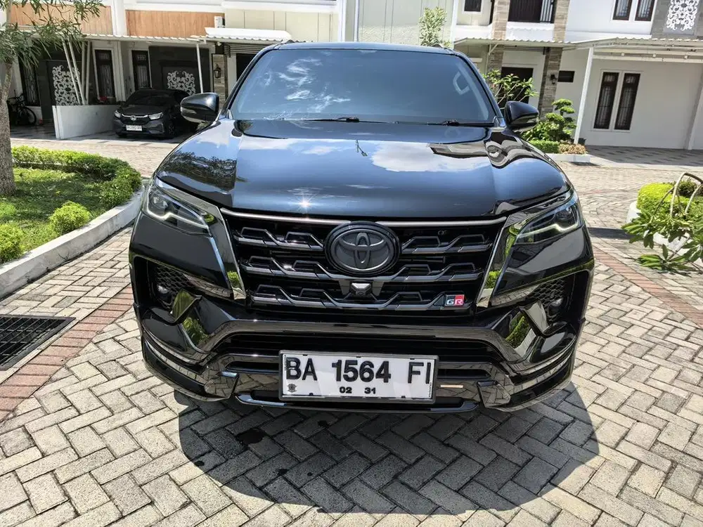 Fortuner GR 2.8 Metic Solar 2023