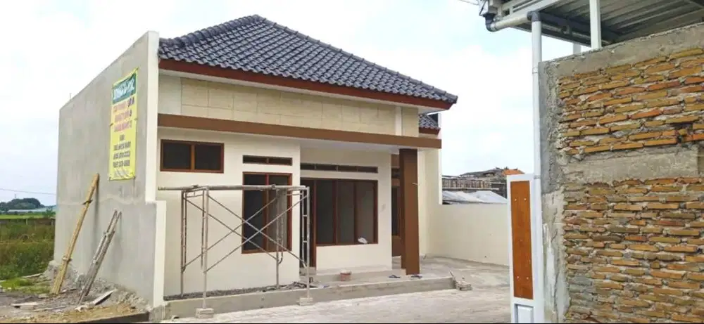Rumah 1 Lantai Free Desain, Timur Luwes Gentan. Bs KPR