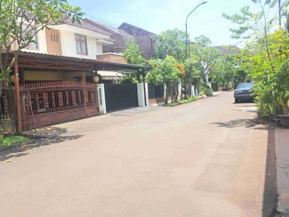 Dijual rumah siap huni lokasi strategis di Sektor 9 Bintaro