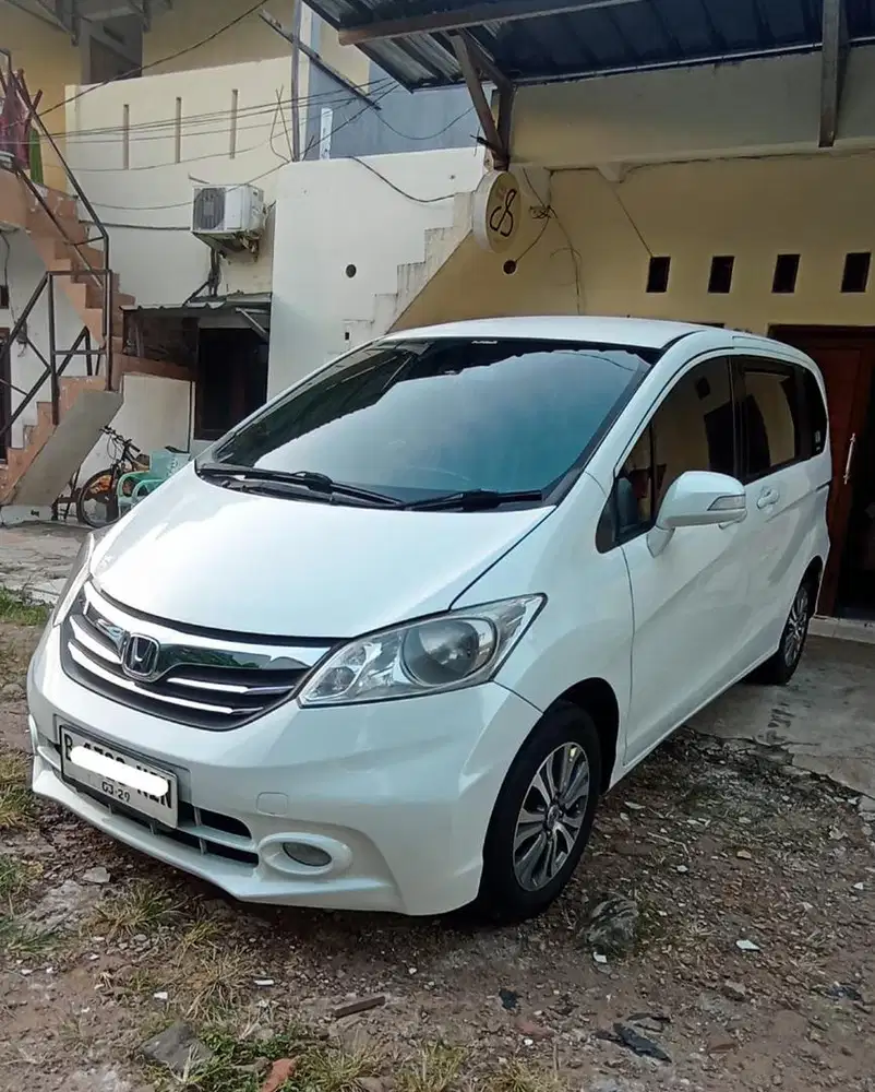 HONDA FREED PSD 2013