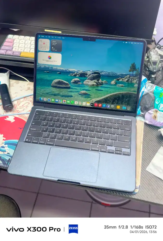 MacBook Air M4 13” Midnight 2025