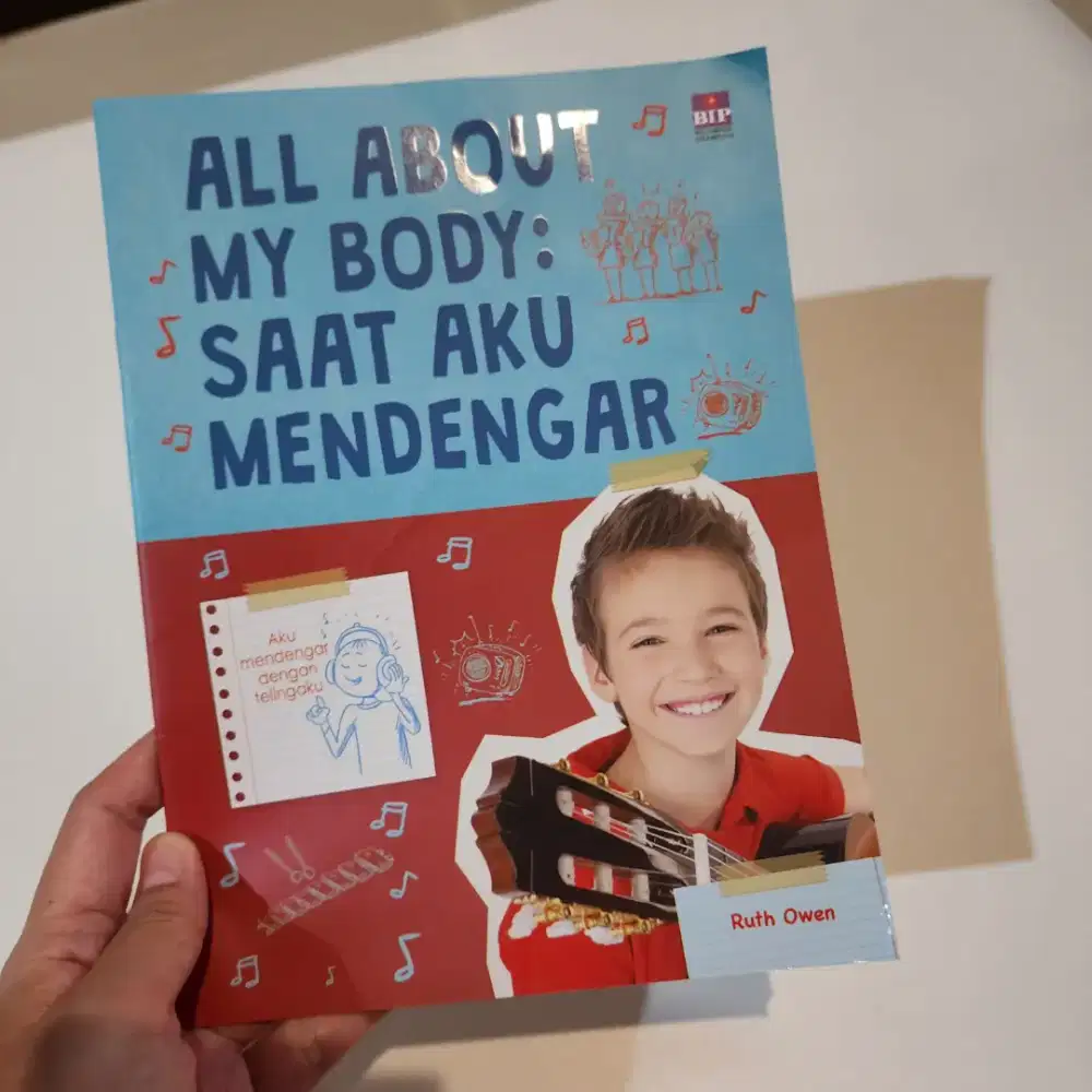 Buku pengetahuan anak anatomi telinga