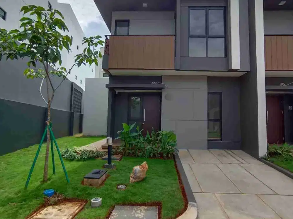 Disewakan Rumah Hook Baru 2 Lantai 4 BR Semi Furnished di Cluster Regia Summarecon Crown Gading
