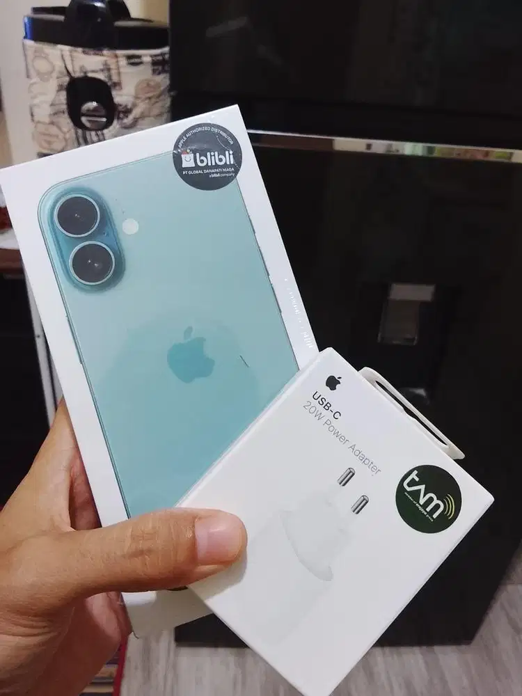 ip 16 basic 128 warna teal