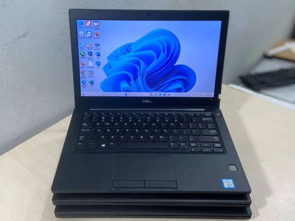 LAPTOP DELL 7290 Core i5-8350U 8GB/256GB LAYAR 12.5INCH *REC