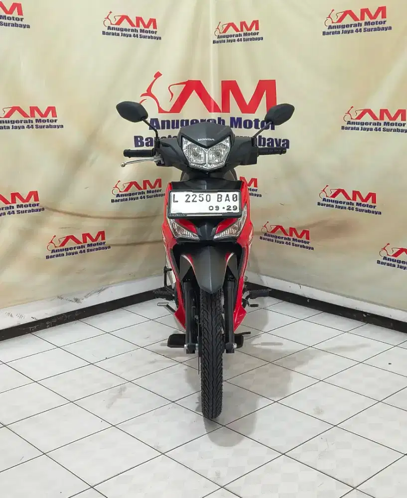 Km 6 Ribu Honda supra x 125 fi Tahun 2024 warna hitam