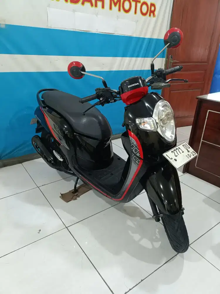Bisa nego km rendah HONDA SCOOPY ESP SPORTY FI ECO 2019 BISA KREDIT