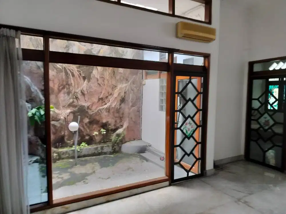 Dijual DiSewa Rumah Rungkut Asri Tengah Bagus Terawat Siap Huni