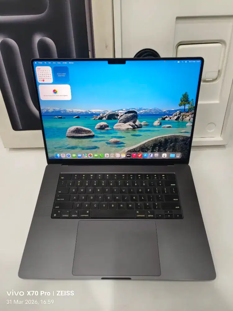 Macbook Pro M4 Pro Max 36/1Tb 16-iNci Fullset Original real pict