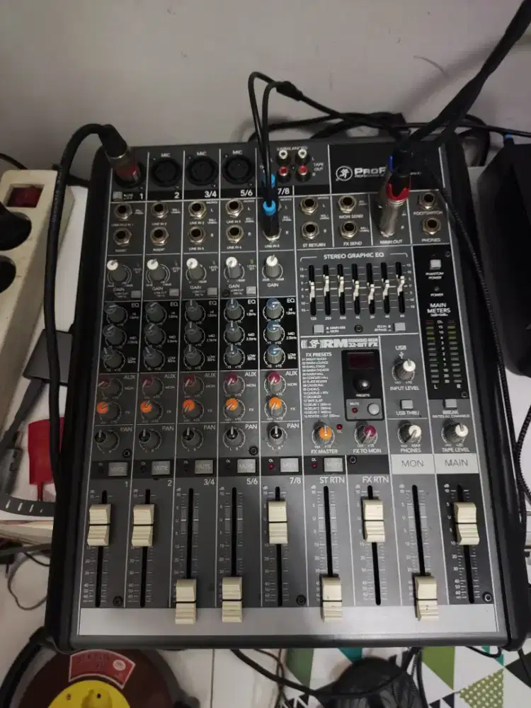 Mixer Mackie ProFX8