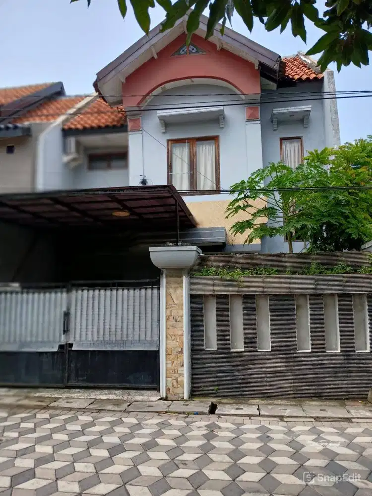 Dijual Rumah Rungkut Asri Tengah 2 Lantai Bagus Terawat Siap Huni
