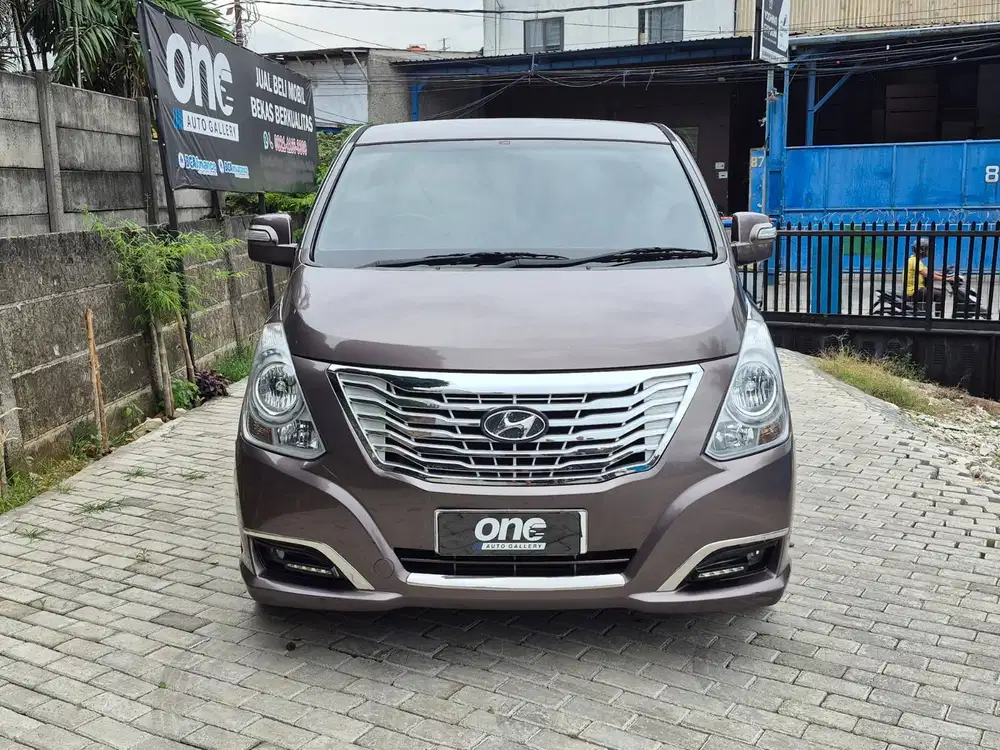 HYUNDAI H-1 2.5 CRDI DISELL ROYALE AT 2017