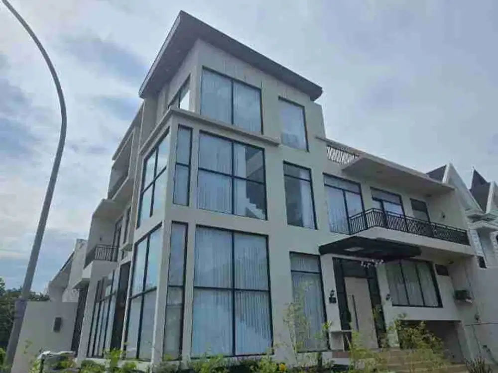 Dijual Rumah Mewah Bangunan Mandiri Sutera Victoria Alam Sutera Tangerang