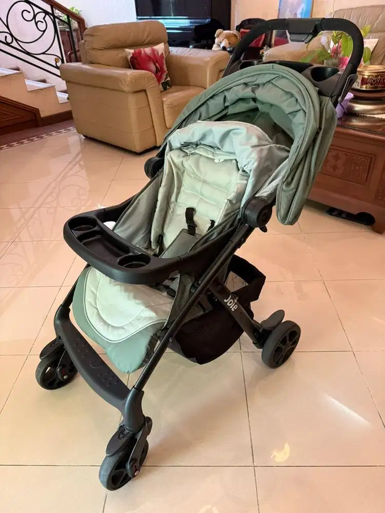 Preloved stroller JOIE MUZE LX LAUREL