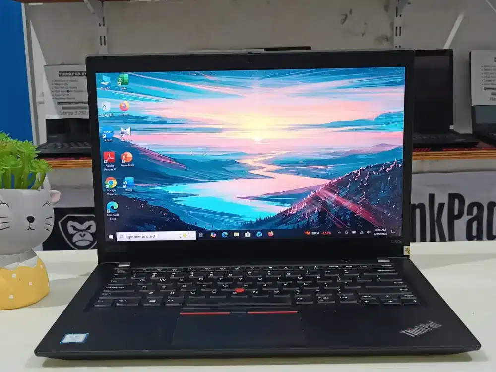 Laptop bekas Lenovo Thinkpad T490s Ram 32 GB , intel Core i7