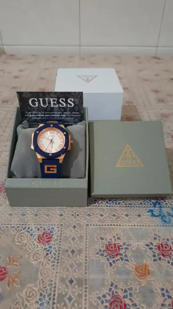 JAM TANGAN CEWEK GUESS ORI 100%