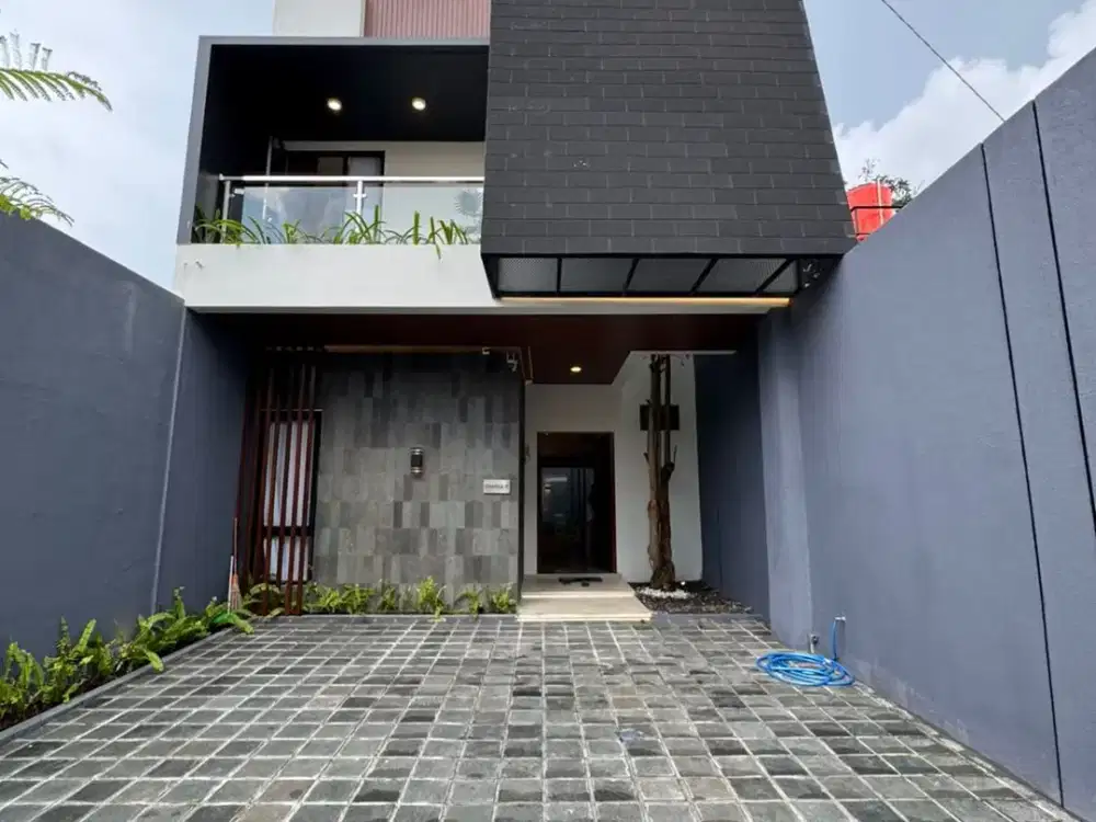 Dijual Rumah 2 lantai estetik kekinian di Ngaglik, Sleman