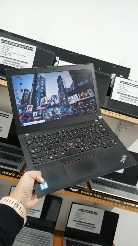 Laptop bekas Lenovo Thinkpad X280 Intel Core i3-8130U Ram 8 GB