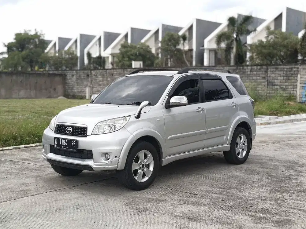 dp9jt toyota rush s mt 2012