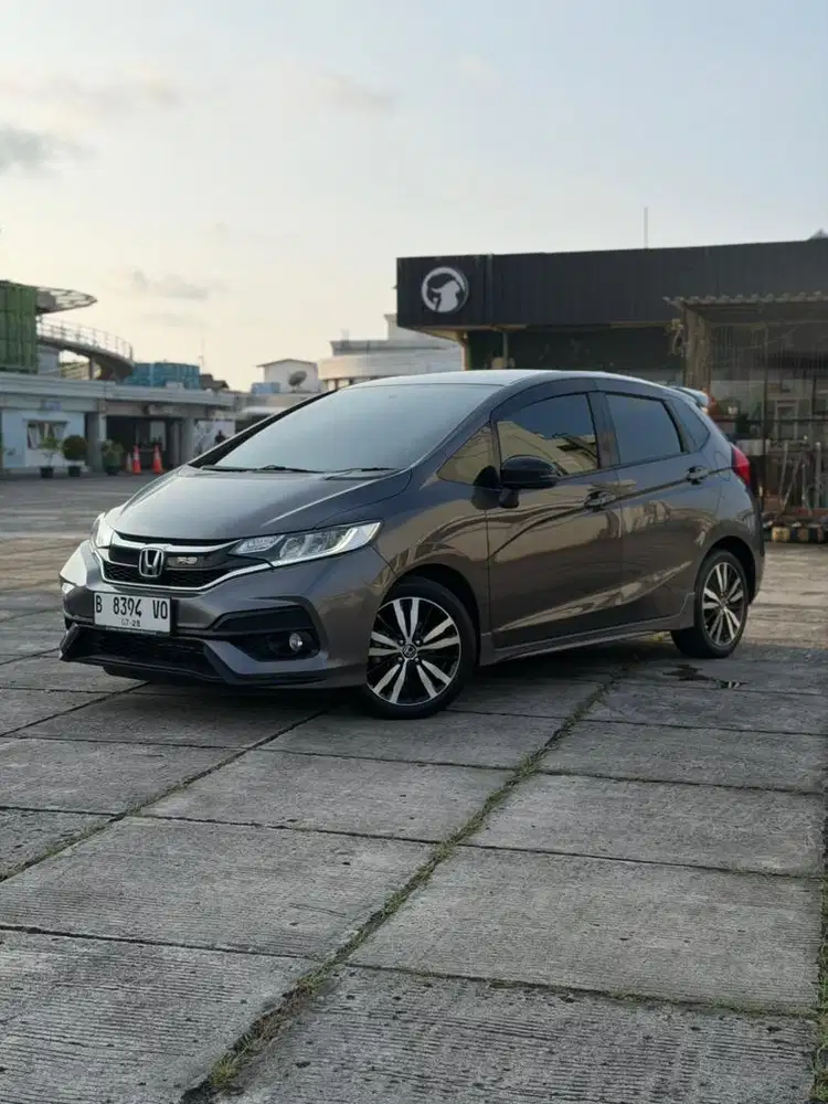(Km Low 50ribuan Record) HONDA JAZZ RS CVT 2019