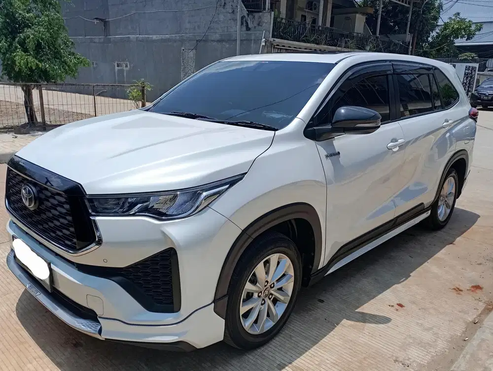 Toyota Kijang Innova 2023 Hybrid