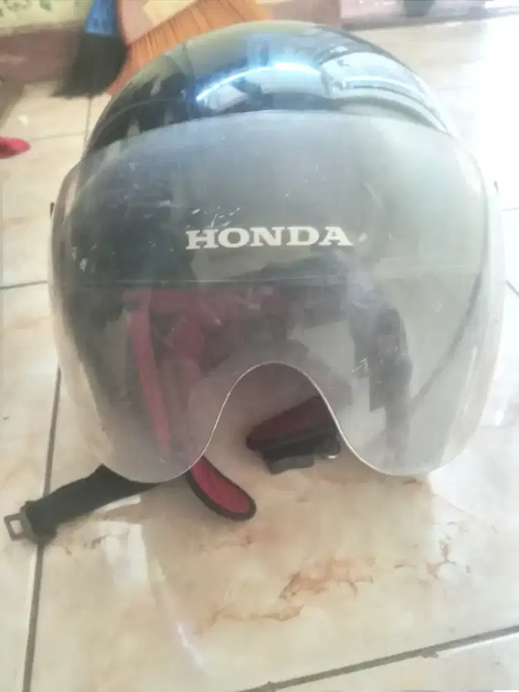 Helm scoopy bekas
