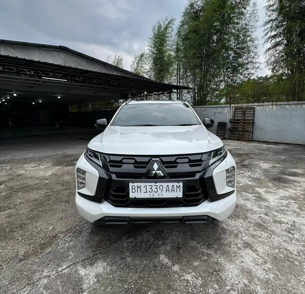 PAJERO DAKAR 4X2 2024 FACELIF Km 19 Ribu Servis Ricord