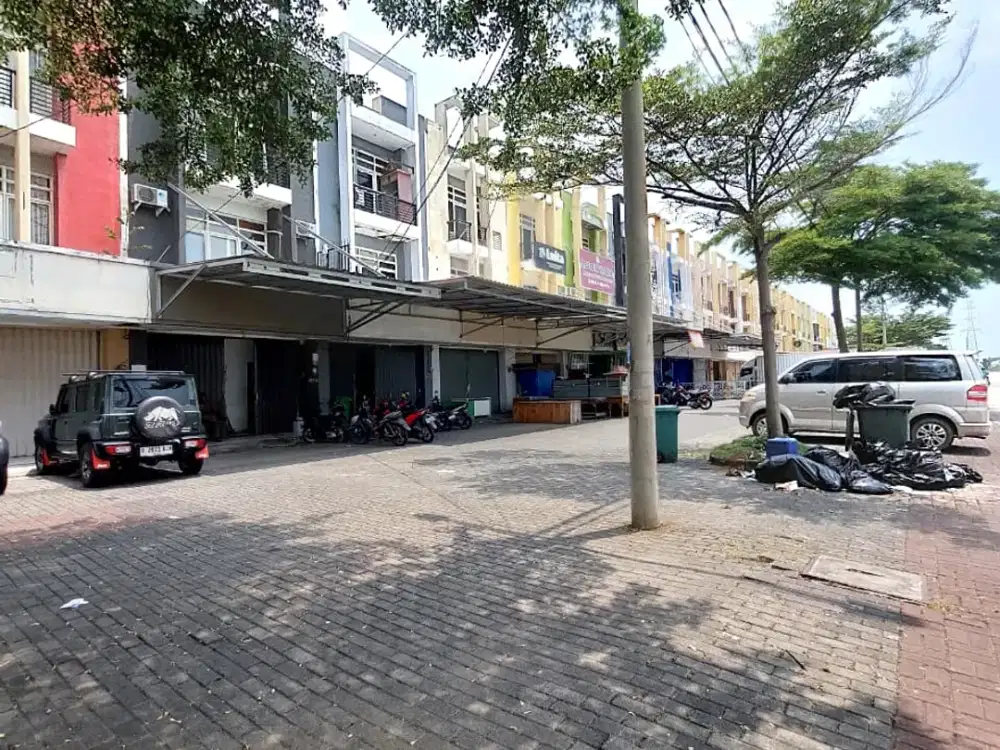 Dijual ruko symponi Harapan indah bekasi Unit masih standar Lokasi ramai Cocok untuk kantor, toko, atau usaha lainnya