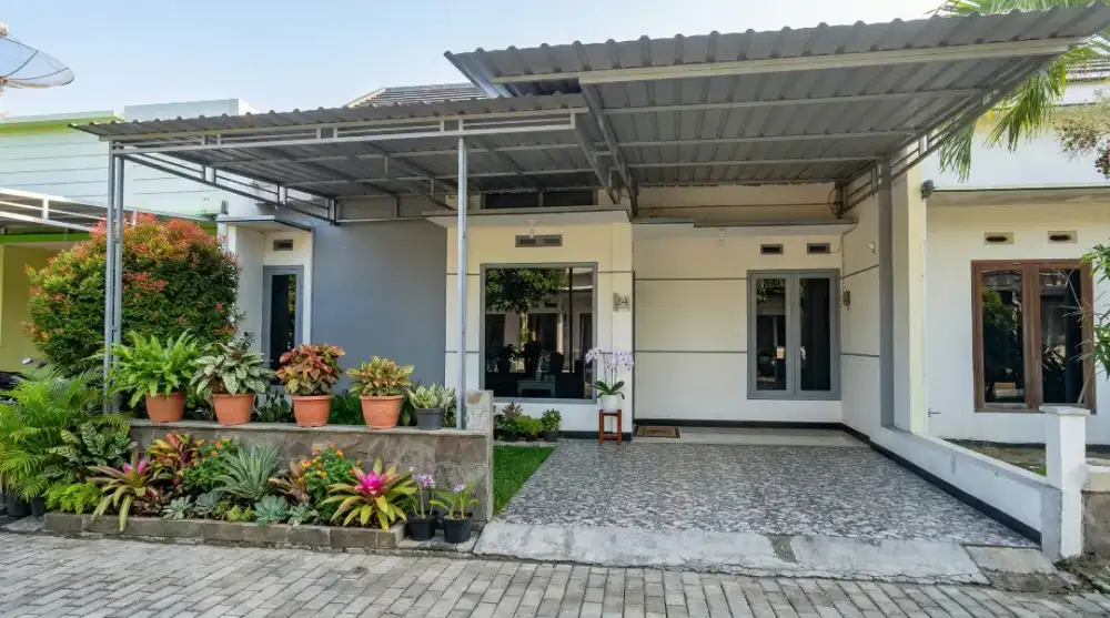 Rumah utk keluarga muda, 88/96 Kota Blora Strategis, Semi Furnished