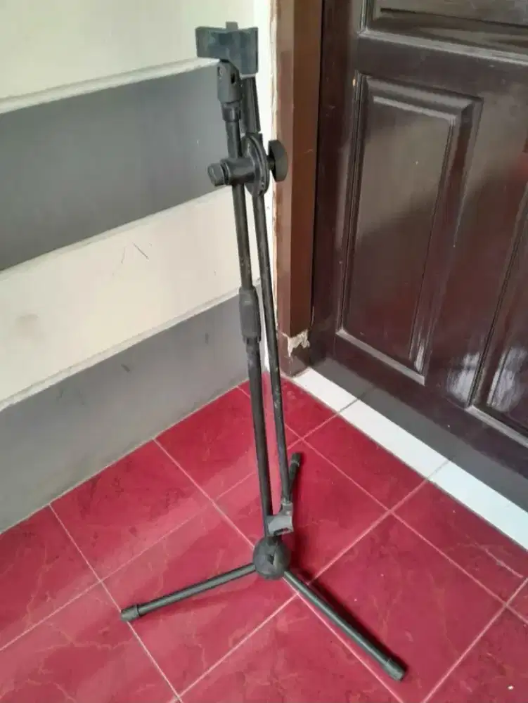 Jual 2 Stand mic & 1 stand buku