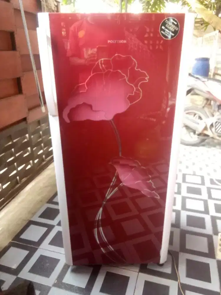 Di jual kulkas polytron 1 pintu