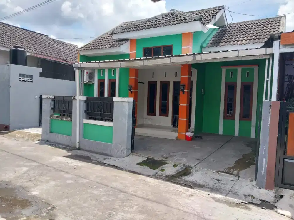 Lokasi Premium! Rumah Dekat Jl Jogja-Solo dan Tol Purwomartani