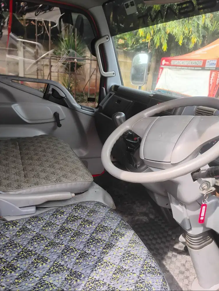 MITSUBISHI FE 71 LONG TAHUN 2017