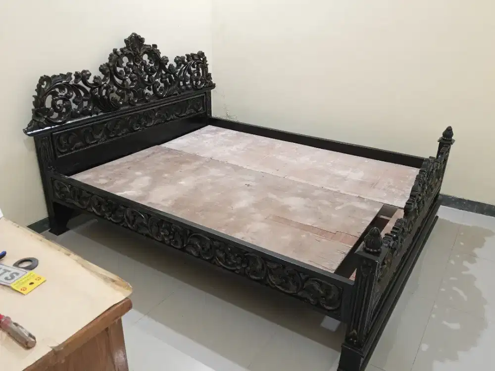 DIPAN KAYU JATI ASLI