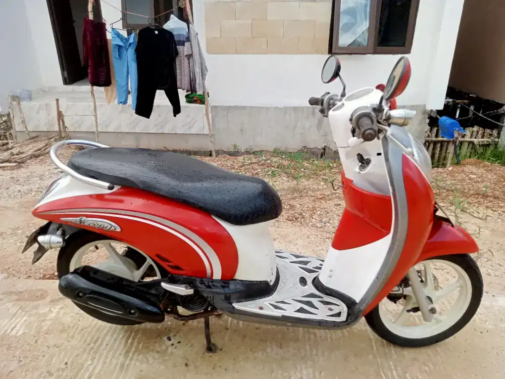 Di jual Honda Scoopy karbu tahun 2011