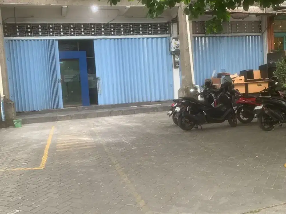 Ruko 3 Lantai Super Premium Disewakan, di Gatsu Tengah Denpasar Area