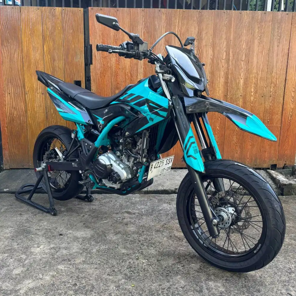 WR 155 R 2023 KM RENDAH KUNCI 2 HARGA TERMURAH BISA PAKE SPAYLATER DLL